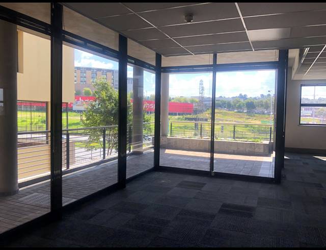 722M² OFFICE TO LET IN WAVERLEY